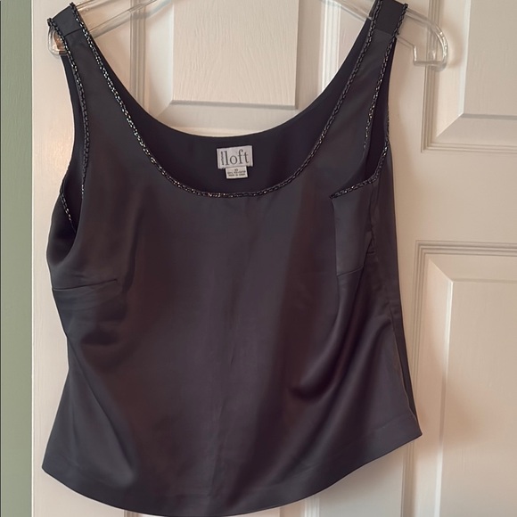 LOFT Black Fitted Sleeveless Tank Top - Picture 1 of 4